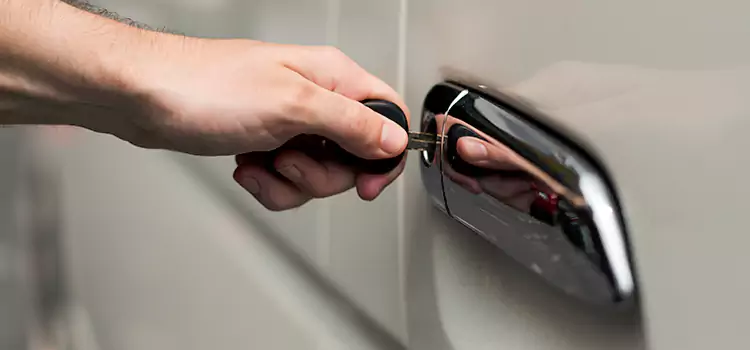 Why Choose Our Auto Locksmith Team in West Pensacola, FL?